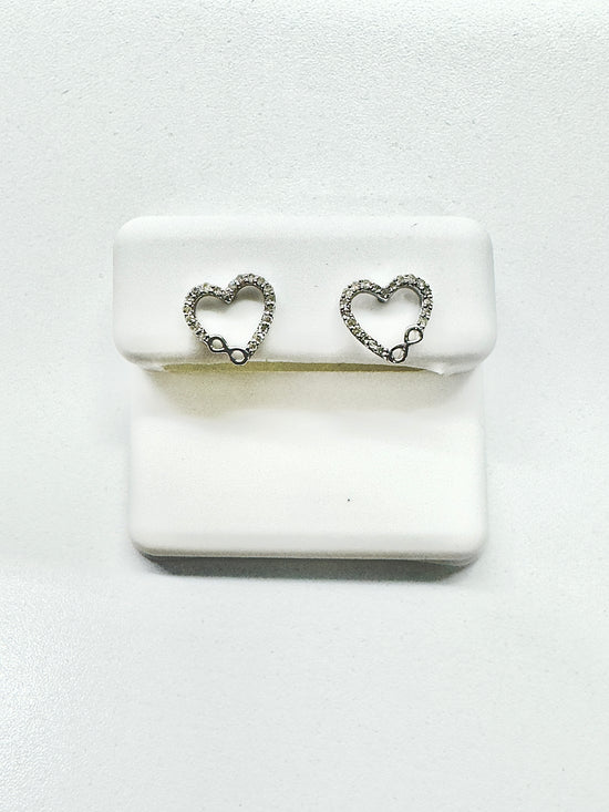 Heart shape infinity screback sterling silver Natural diamonds earring