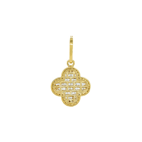 Whispering Fates: 14K Gold Clover Pendant