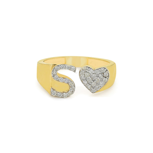 Captivating Love: 14K Gold Heart Initial S Ring Sparkling with Diamonds