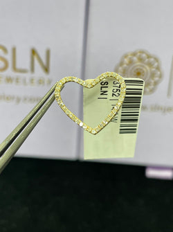 Dazzling Love: Exquisite 14k Heart-Shaped Diamond Pendant