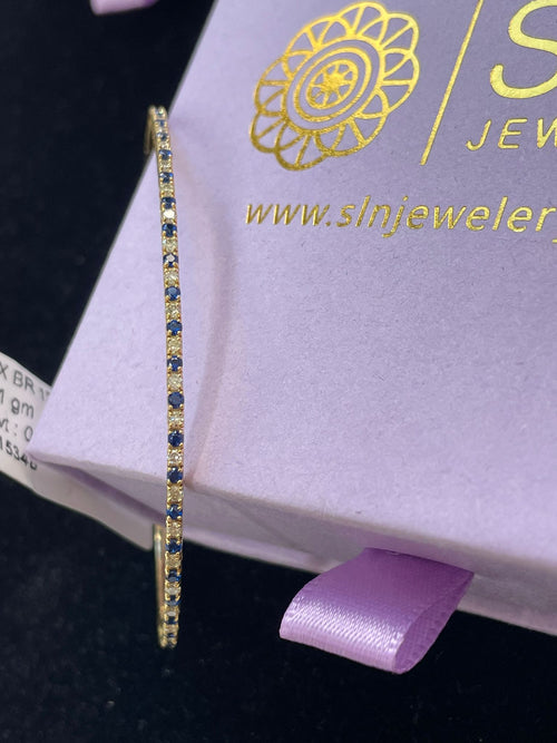 Everyday Radiance: Elevate Your Style with 10K Gold Bangle Bracelet