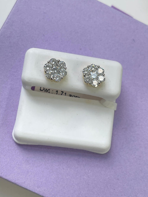 Radiant Elegance  14K Gold Round Stud Earrings with Natural Diamonds