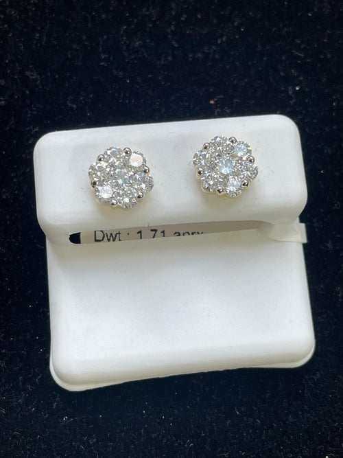 Radiant Elegance  14K Gold Round Stud Earrings with Natural Diamonds