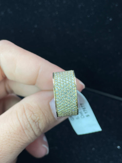 Bold Brilliance: 10K Gold Wide & Thick Fashion Band