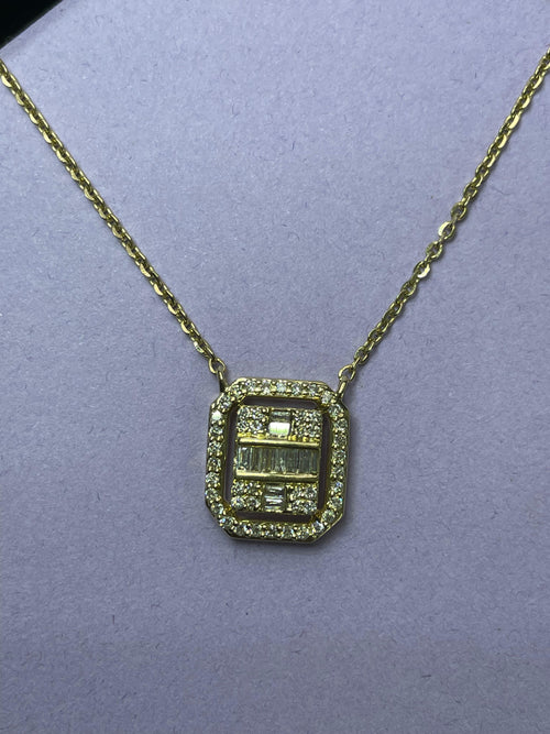 Golden Symmetry:Stylish Rectangle Pendant & Chain in 14K Gold