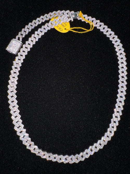 Men’s Silver Chain with CZ Shine : Simple, Stylish, and Sharp.