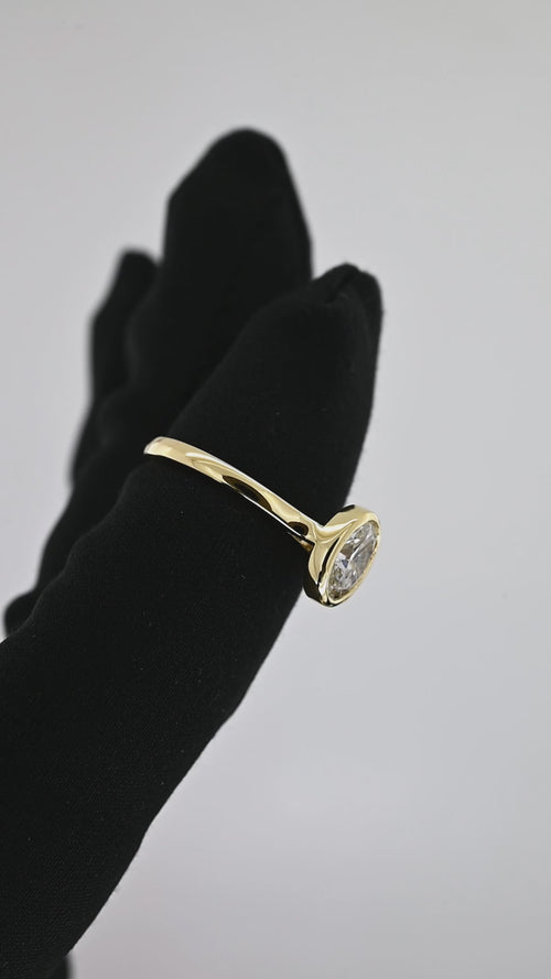 Lab Diamond 14K Gold Oval Ring with Stylish Bezel Setting