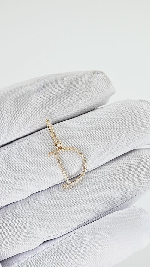 A-Z Elegant Initial Pendent