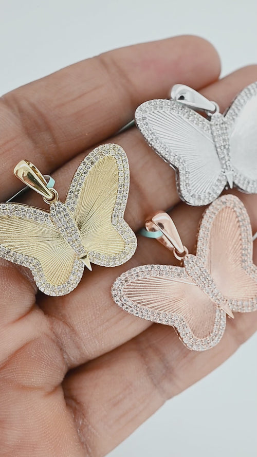 Radiant Wings: 14K Gold Butterfly Elegance Pendant