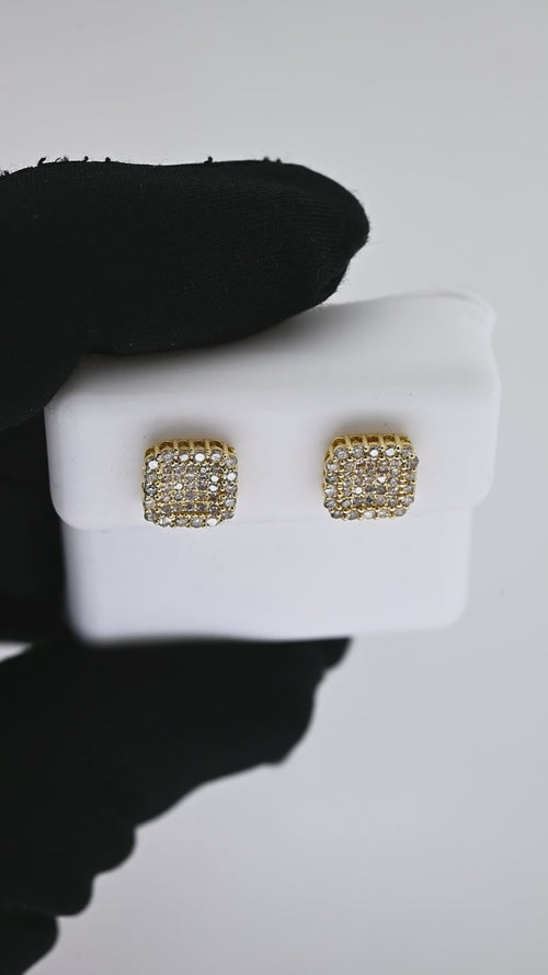 Graceful 14K Gold Diamond Earrings for a Classic Touch