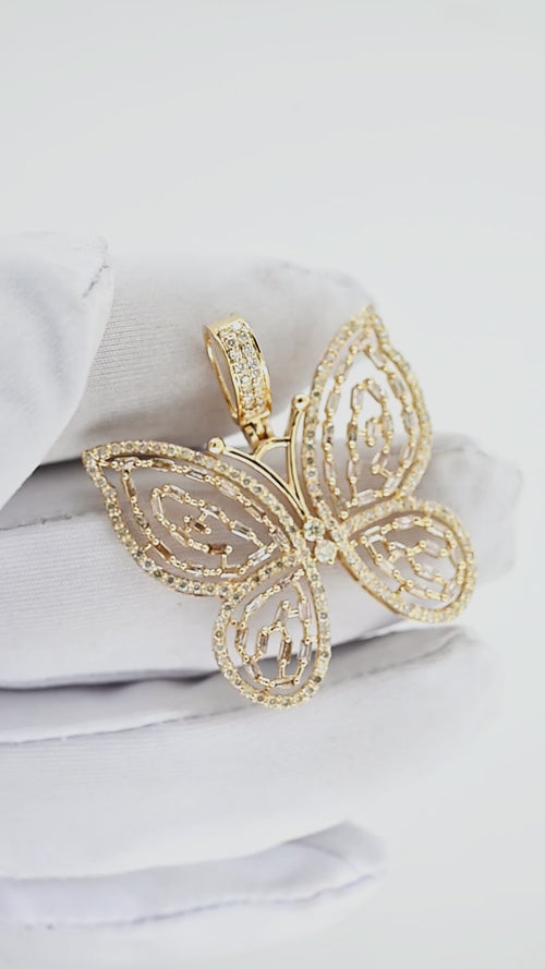 Radiant Wings: Butterfly Beauty in 14K Gold Pendant