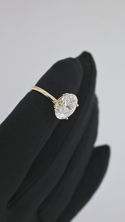 14K GOLD OVAL-CUT LAB-GROWN DIAMOND FASHION RING - 3.08 CT STATEMENT PIECE