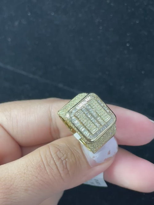 Bold Geometry: Unveiling Our 14K Gold Square Men's Ring