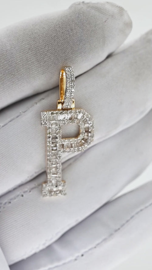 Initial Radiance : Luxurious 14K Gold 'P' Baguette Pendant